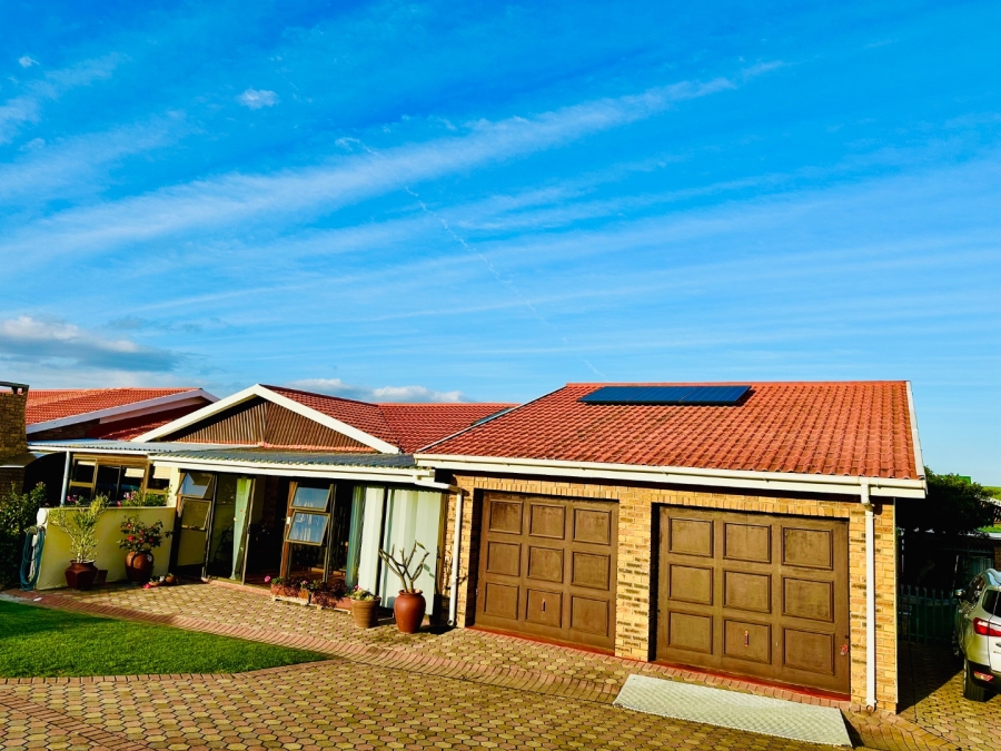 2 Bedroom Property for Sale in Fonteine Park Western Cape